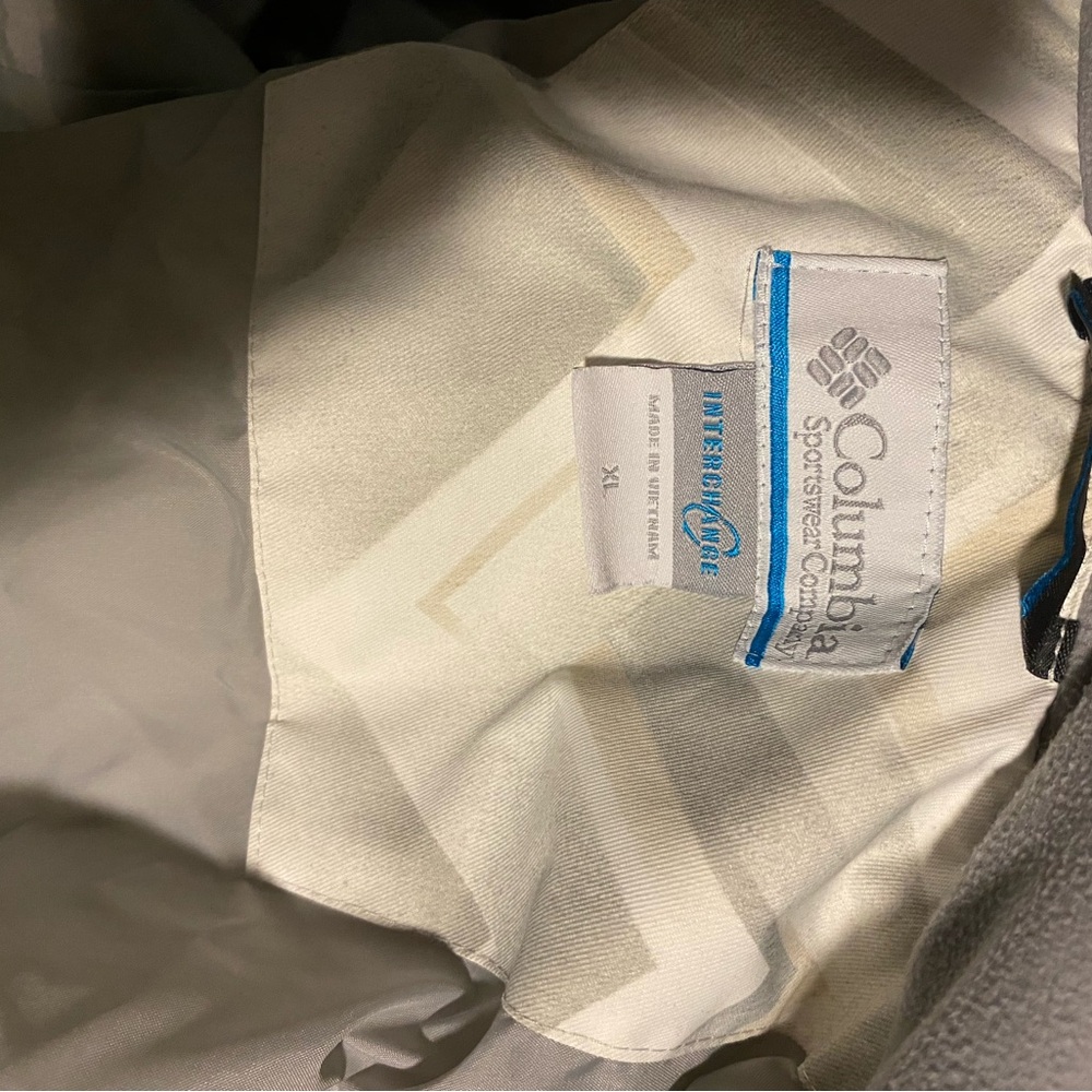 Columbia Patterned White Hooded Jacket - image 6